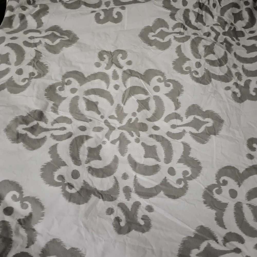 PB Dorm Pottery Barn Gray Patterned Duvet Cover Size Full / Queen